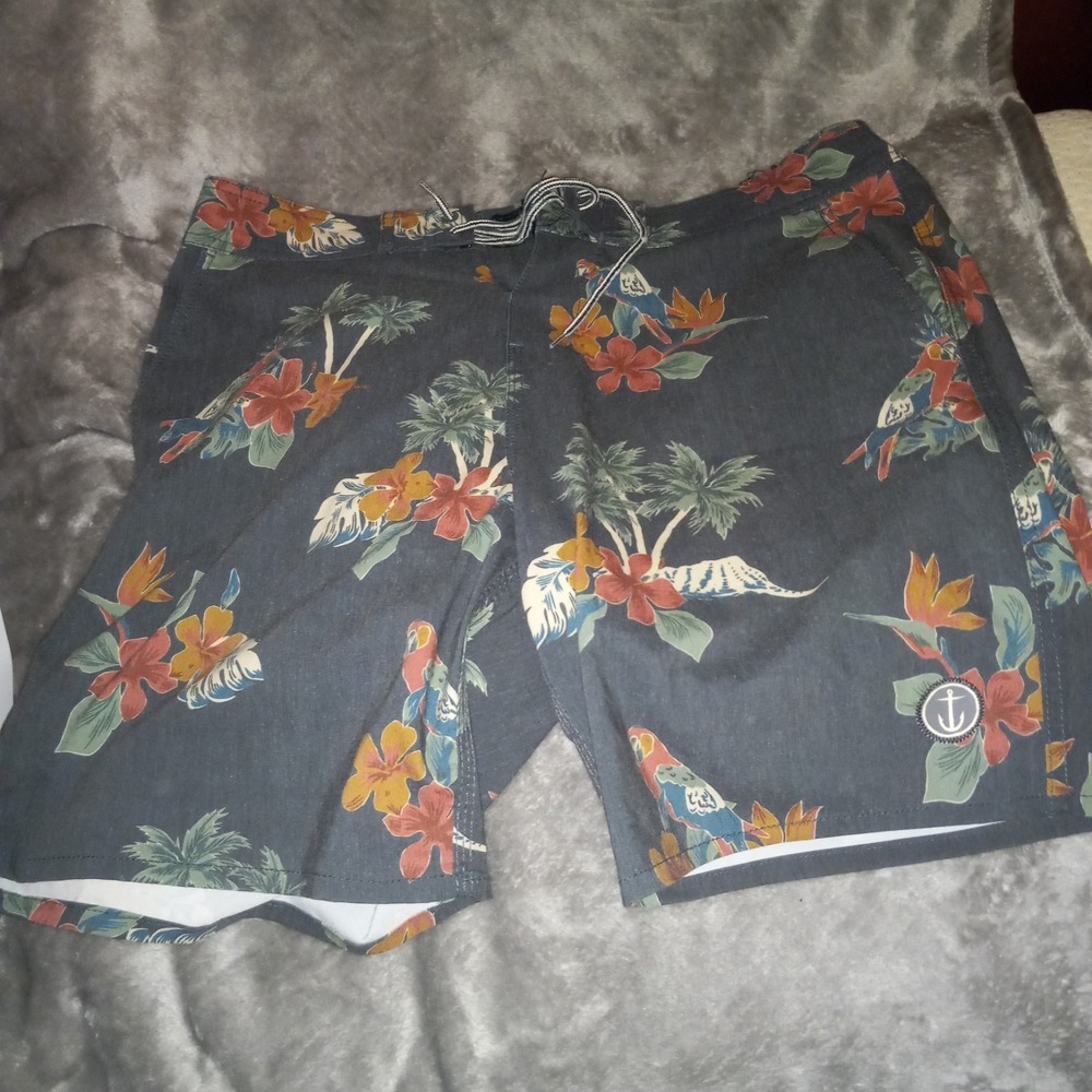 Captain Fin Swimming Trunks Size 33 coastal boating beach 4-way stretch vintage
